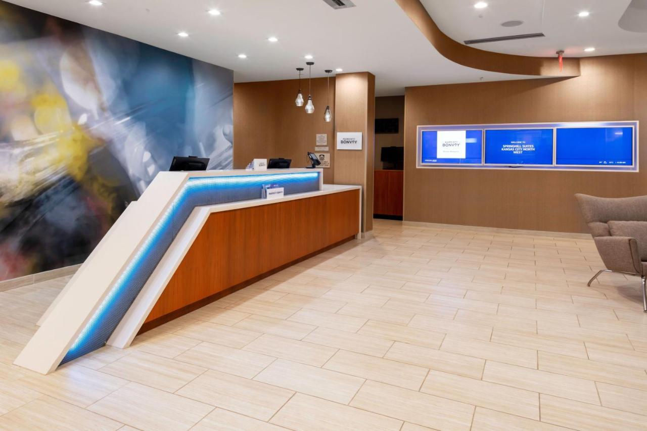 Springhill Suites Kansas City Airport Exteriör bild